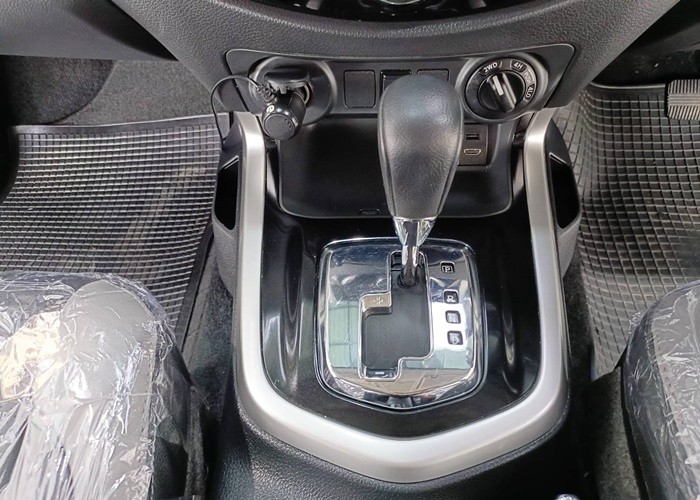 Used 12
                    NISSAN
                     for Sale Image