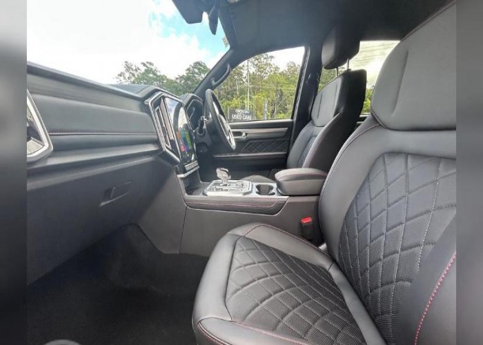 Used 1
                    JAC T9
                     for Sale Image