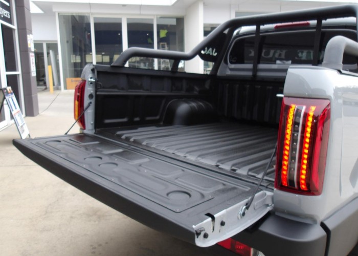 Used 1
                    JAC T9
                     for Sale Image