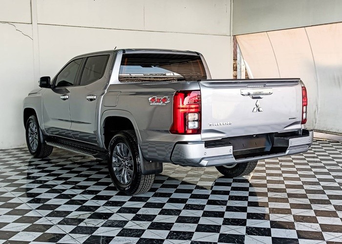 Used 1
                    MITSUBISHI
                     for Sale Image