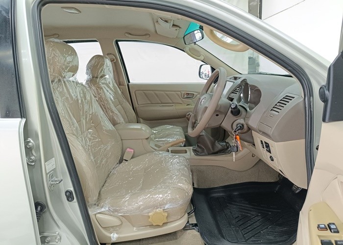 Used 4
                    TOYOTA
                     for Sale Image