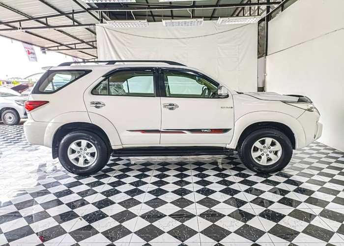 Used 5
                    TOYOTA
                     for Sale Image