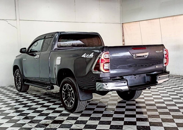 Used 6
                    TOYOTA
                     for Sale Image