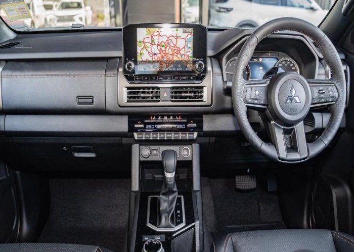 Used 1
                    MITSUBISHI
                     for Sale Image